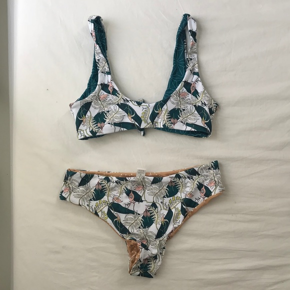 Aviana Set from Bisous Swim! - Picture 4 of 4
